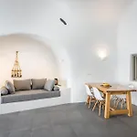 Veneston Villa Fira (Santorini)