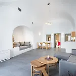 Villa Veneston Fira (Santorini)