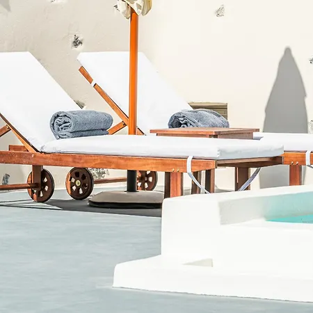 Veneston Suites, Kapari Fira (Santorini)