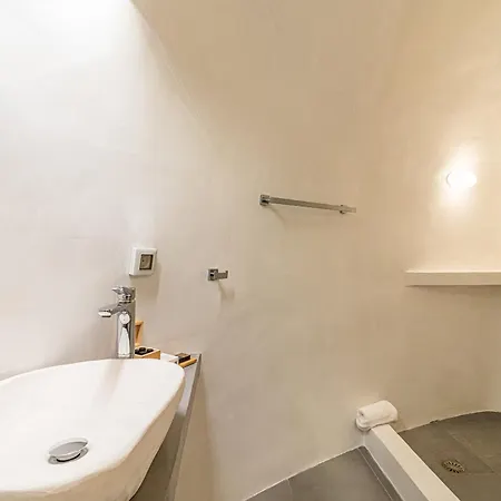 Villa Veneston Suites, Kapari *