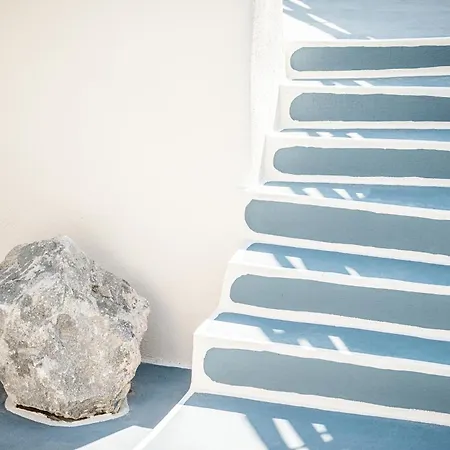 Veneston Vila Fira (Santorini)