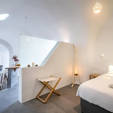 Veneston * Fira (Santorini)