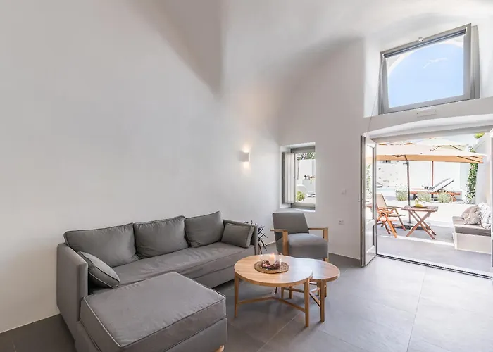 Villa Veneston Fira (Santorini)