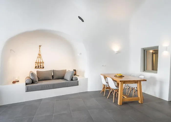 Veneston Villa Fira (Santorini)