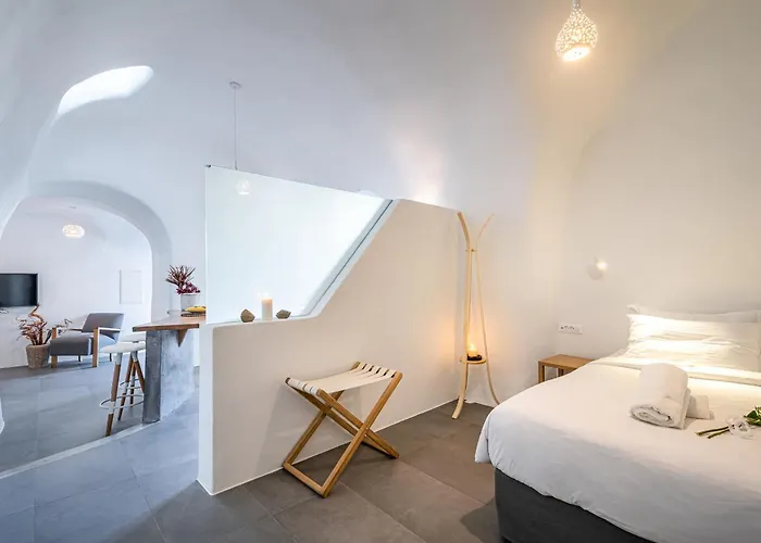 Veneston * Fira (Santorini)